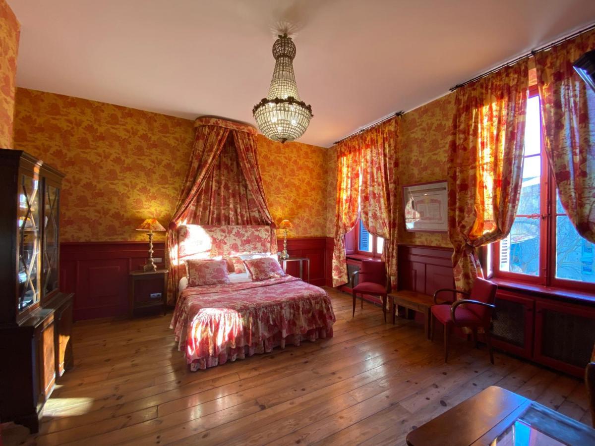 קרקסון Demeure Saint Louis Historic Manor, City 700M, Parking,A C,Clim,Wifi, Heated Pool, City View מראה חיצוני תמונה