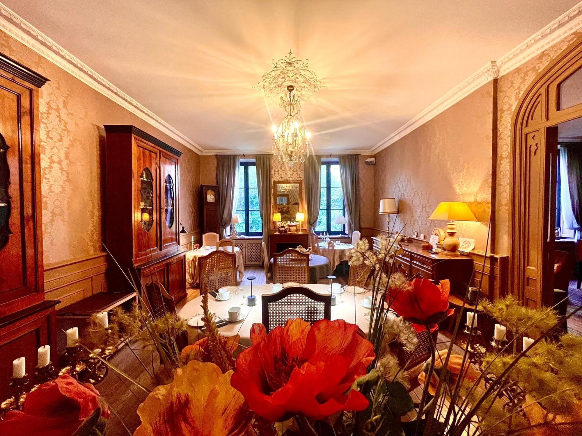 קרקסון Demeure Saint Louis Historic Manor, City 700M, Parking,A C,Clim,Wifi, Heated Pool, City View מראה חיצוני תמונה