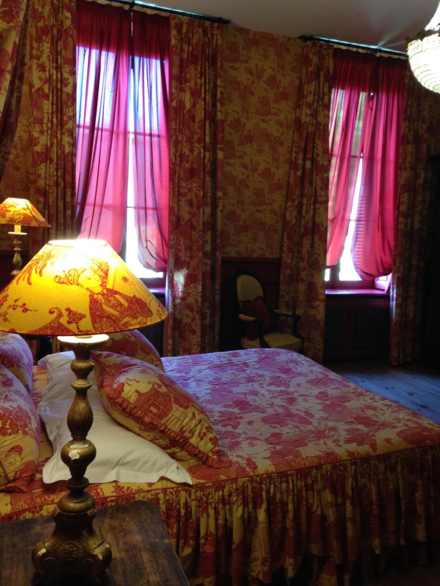 קרקסון Demeure Saint Louis Historic Manor, City 700M, Parking,A C,Clim,Wifi, Heated Pool, City View מראה חיצוני תמונה